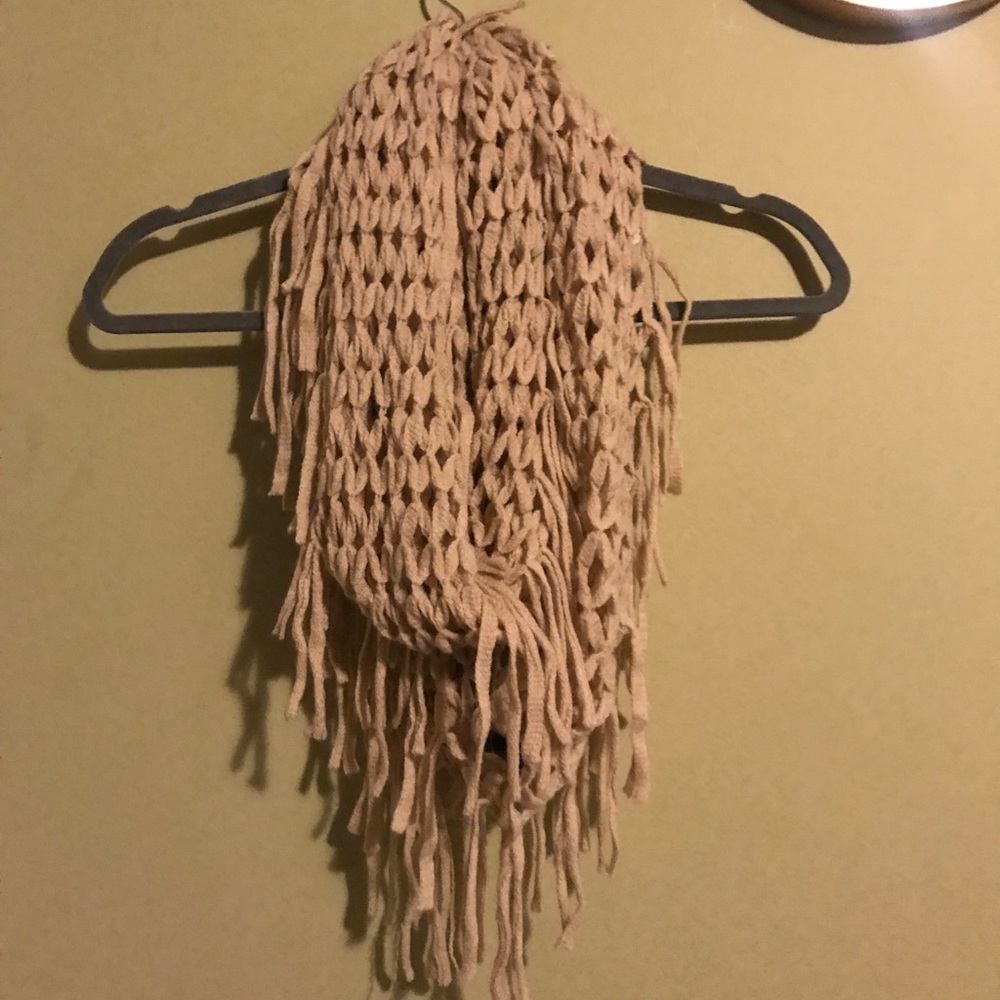 Infinity scarf